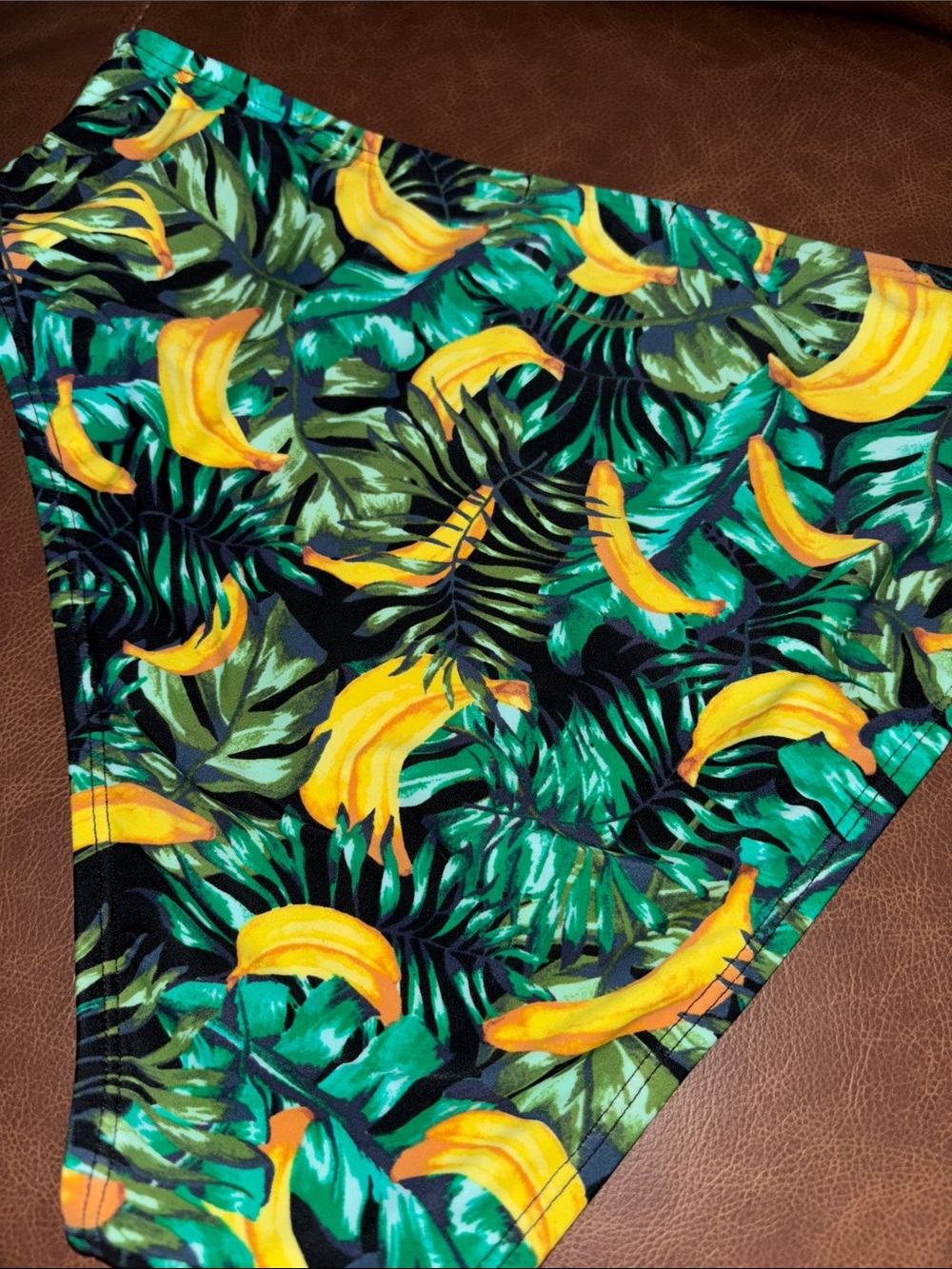 NWOT Gianni Bini Gone Bananas Yellow Tropical Print Bikini Set Women’s Medium - Picture 11 of 11